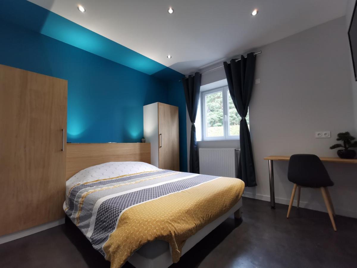 La Bonne Adresse Hotell Sainte-Sigolene Eksteriør bilde